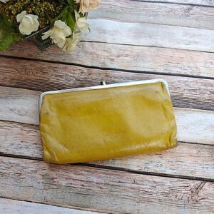 HOBO Lauren Yellow Gray Clutch